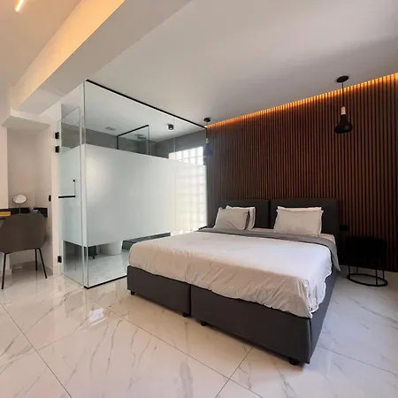 Signature - Apart Otel